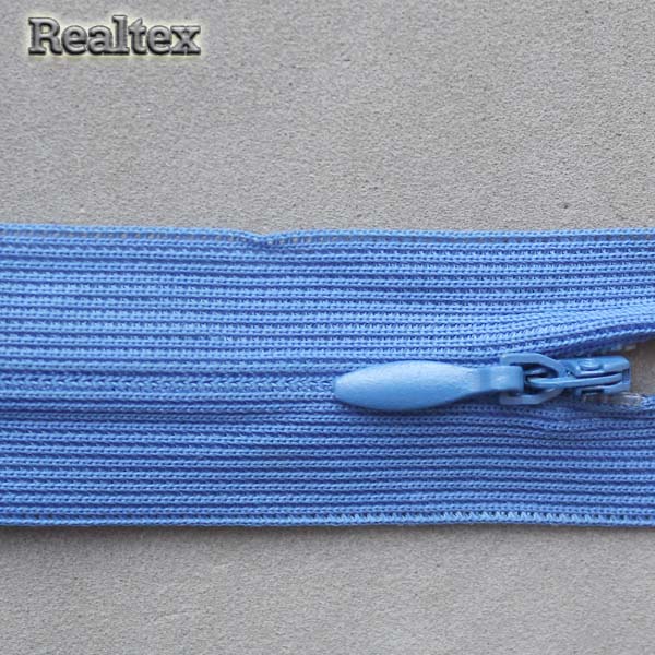  Молния потайная Т.3 50см цв.212 светло-синий