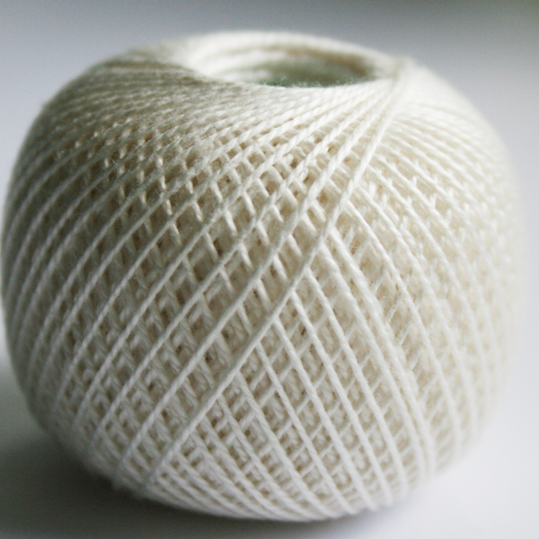 Пряжа для вязания Ирис 25гр цв.0102 молочный 