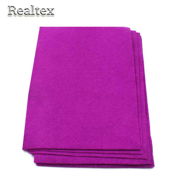 Фетр листовой мягкий Realtex 1,5мм 20*30см цв.014 сиреневый