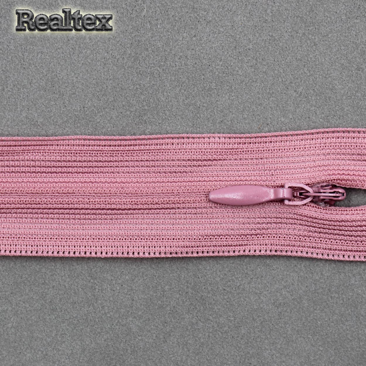  Молния потайная Т.3 20см цв214S бл.розовый