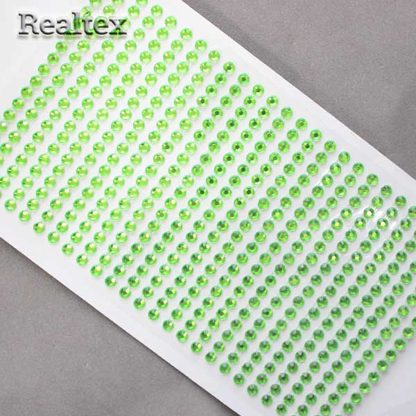 Стразы клеевые акриловые RS 6мм (блистер) цв.салатовый