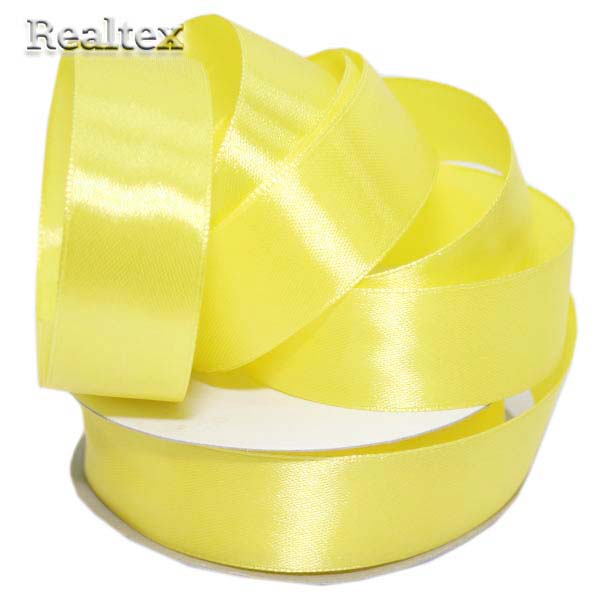 Лента атласная 25мм Realtex (32,9м) цв.010 лимонный