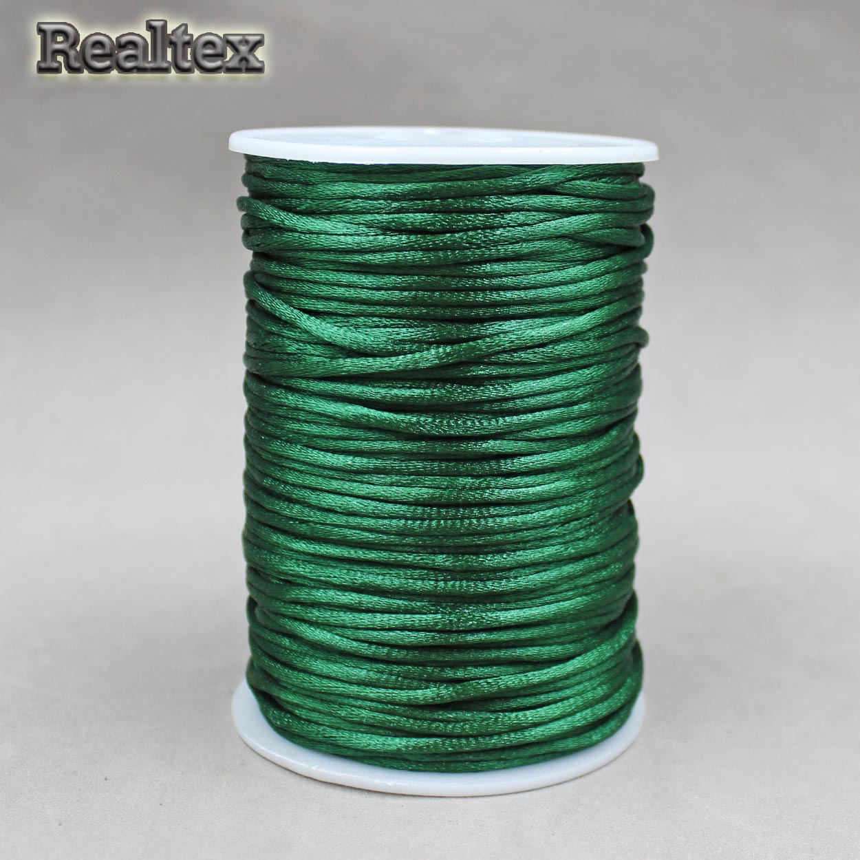 Шнур круглый атласный  Realtex 2мм (91.5м) цв.044 темно-зеленый