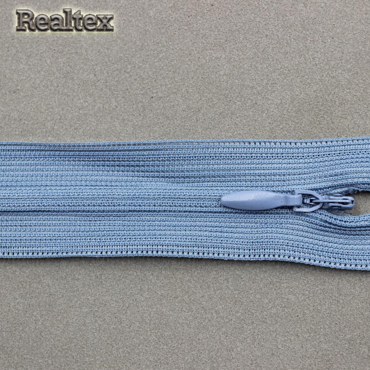  Молния потайная Т.3 50см цв.339S пыльно-голубой