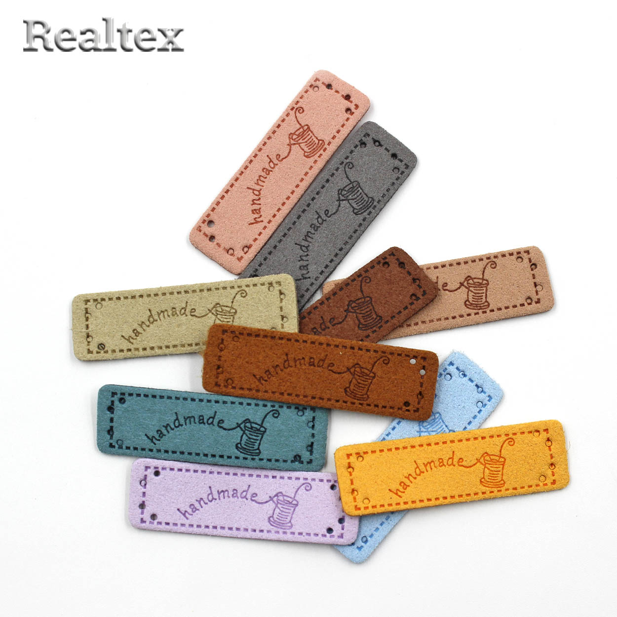 Бирка пришивная замша Realtex №24 "Катушка ниток с иглой" цв.ассорти