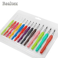 Набор крючков для вязания Realtex в блистере с каучуковой ручкой (13шт)