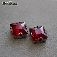 Стразы пришивные стекло в оправе Realtex "квадрат" 10*10мм цв.07 Red