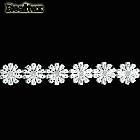 Кружево гипюр  25мм TBY 0575-1661 ромашка цв.01 белый