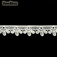 Кружево гипюр  25мм TBY 2504 цв.F102 молочный