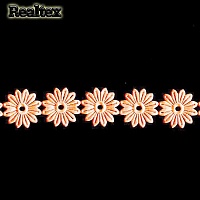 Тесьма  Realtex 25мм 5-4 "Ромашка" на бобине цв.персиковый